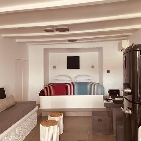 Peter'S Sea And Sαnd Residence Adamantas  Bagian luar foto