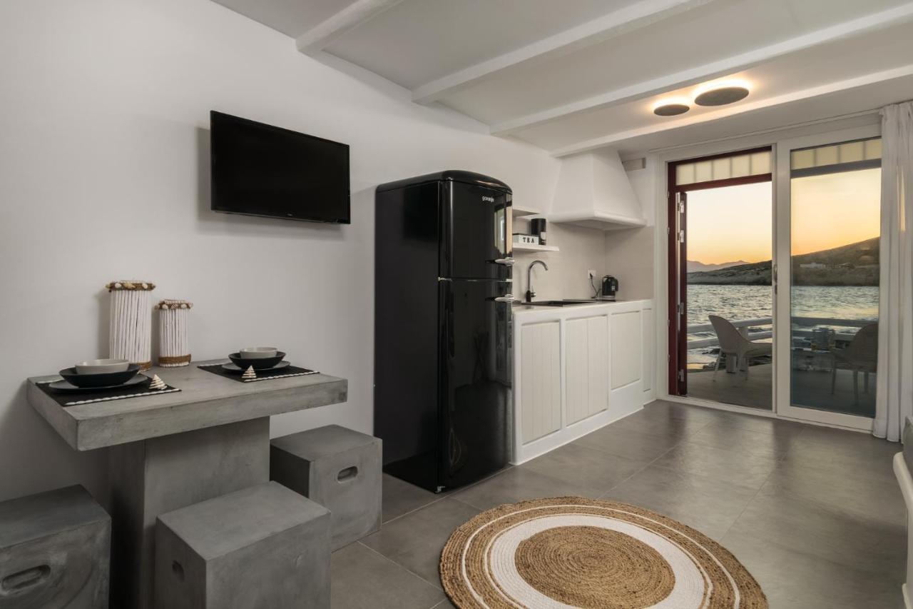 Peter'S Sea And Sαnd Residence Adamantas  Bagian luar foto